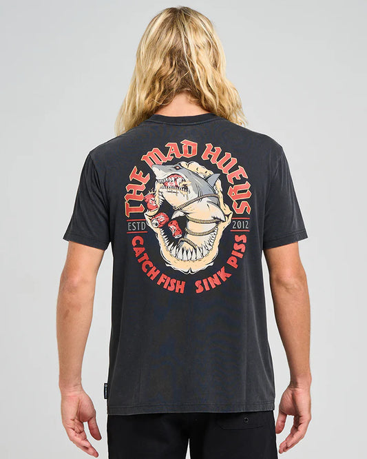 THE MAD HUEYS SHARK TINS SS TEE WASHED BLACK