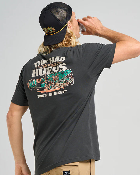 THE MAD HUEYS SHE'LL BE RIGHT SS TEE VINTAGE BLACK