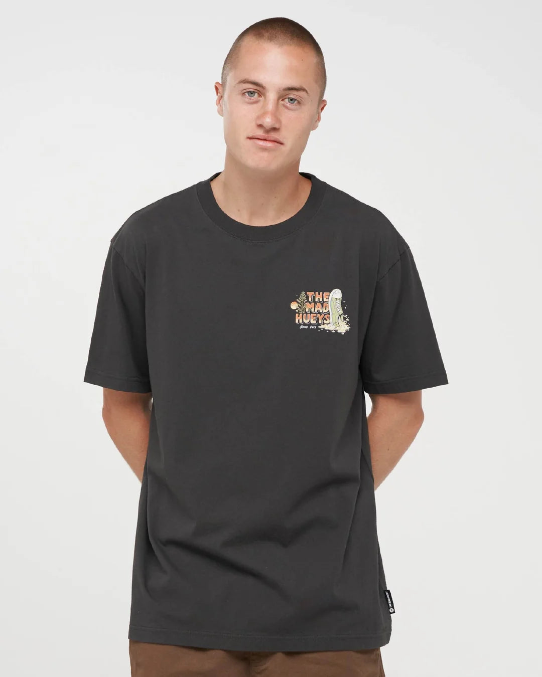 The Mad Hueys Shoey Bar Short Sleeve Tee | Vintage Black