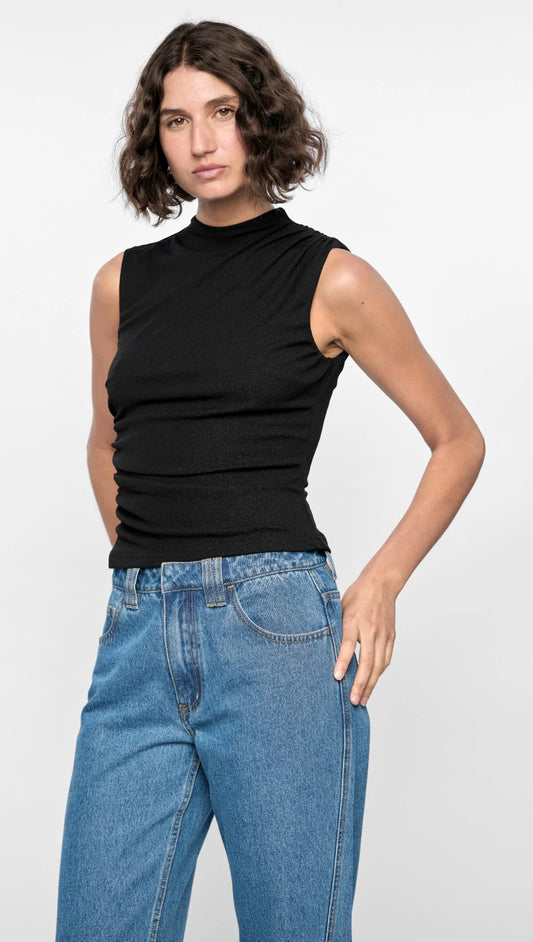 STAPLE THE LABEL MADDOX TOP BLACK