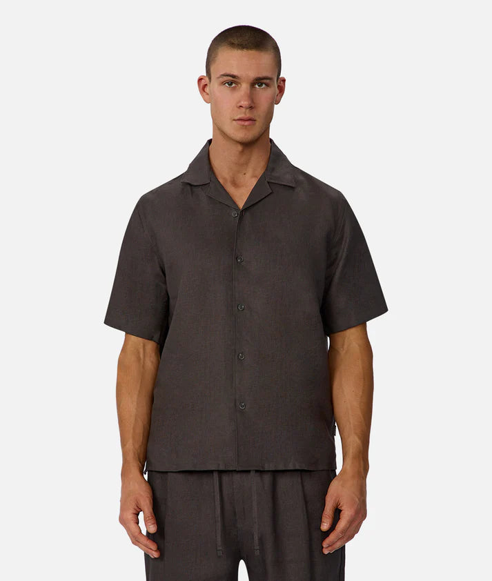 Industrie The Lusso Linen Short Sleeve Shirt | Cocoa