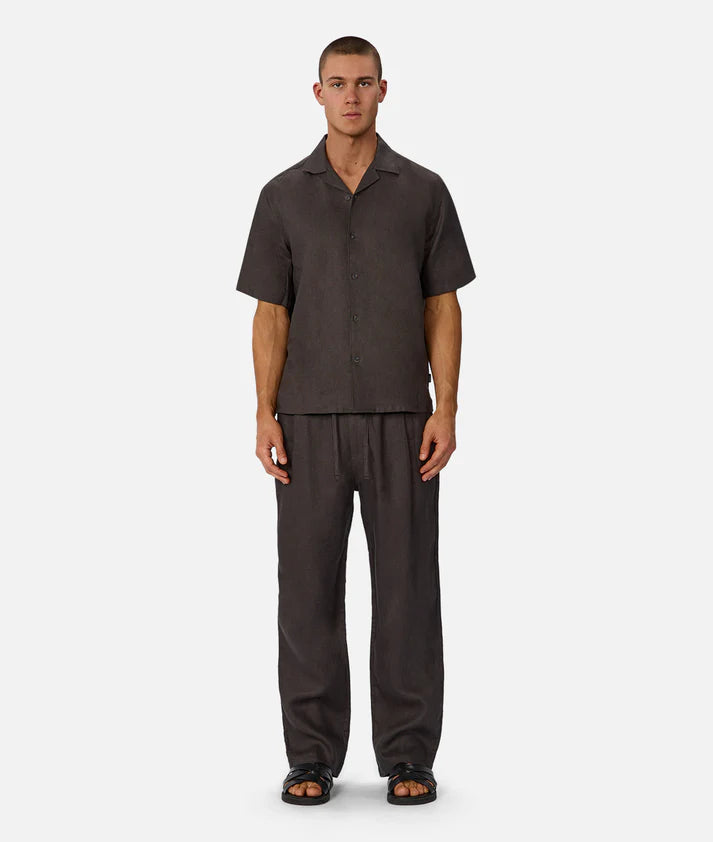 Industrie The Lusso Linen Short Sleeve Shirt | Cocoa