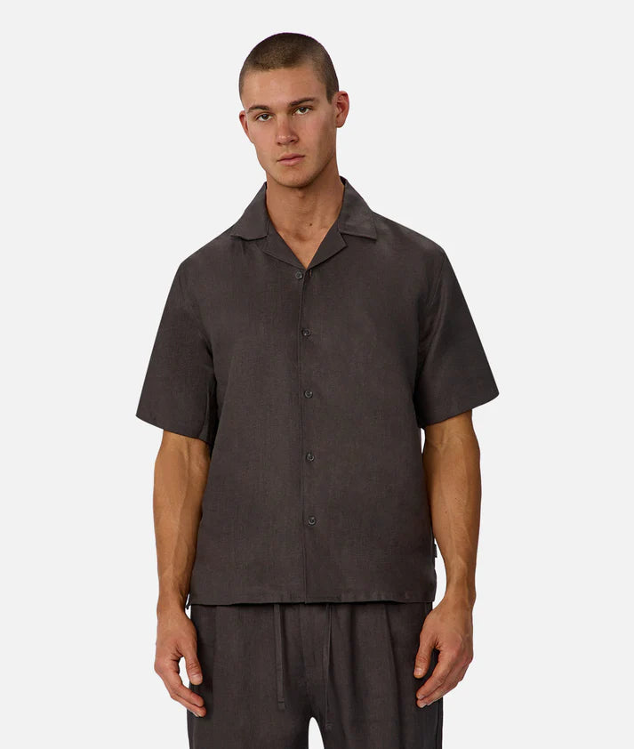 Industrie The Lusso Linen Short Sleeve Shirt | Cocoa