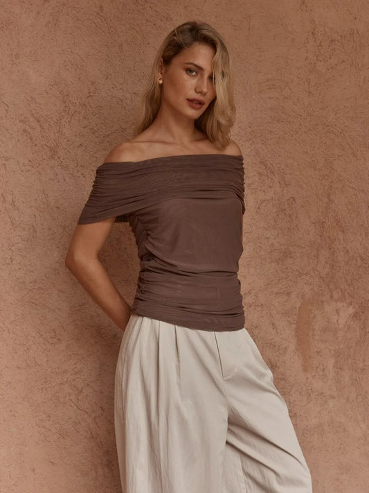 Sass Jordan Off Shoulder Top | Chocolate