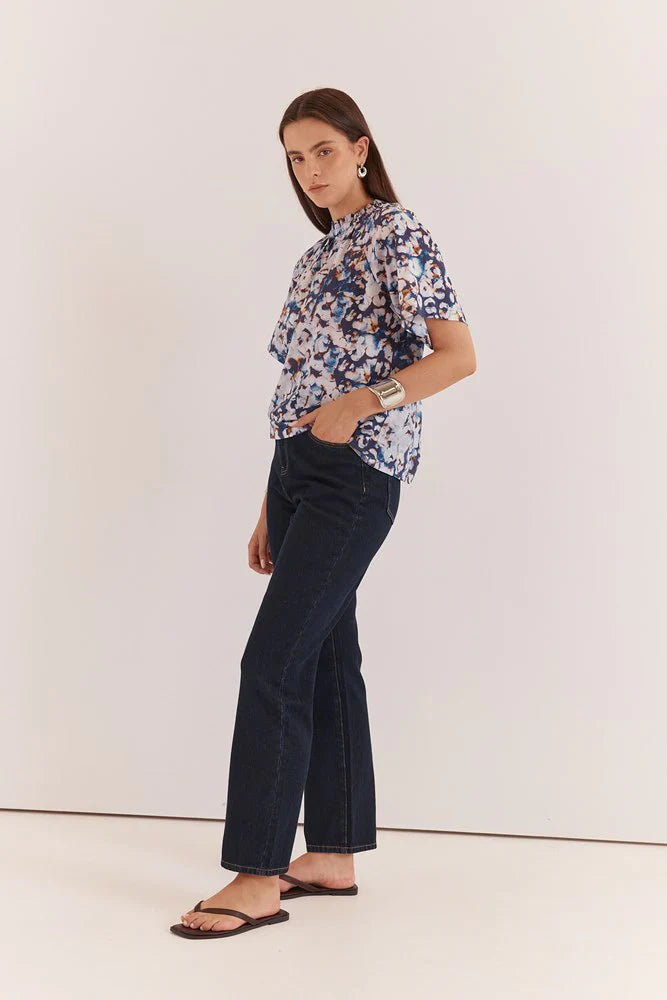 Sass Anika Frill Neck Blouse | Violet Floral