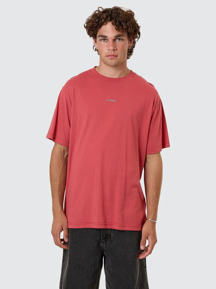 THRILLS MINIMAL THRILLS MERCH FIT TEE REDWOOD