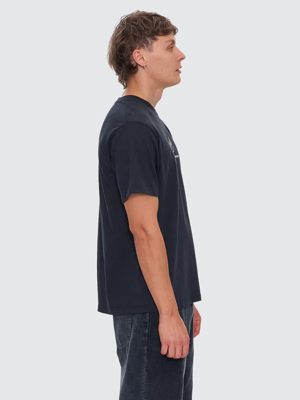 THRILLS GLORY MERCH FIT TEE WASHED BLACK