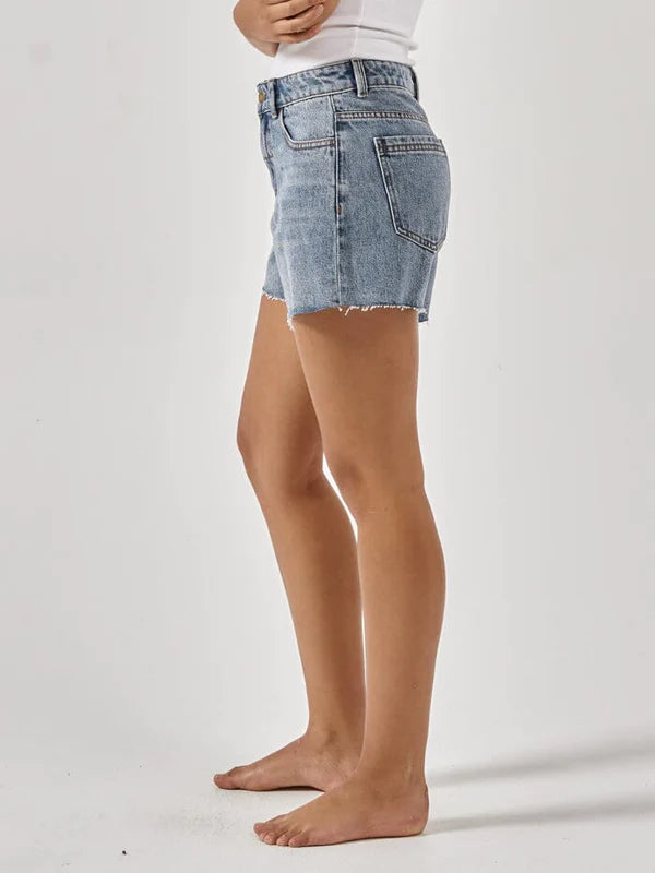 THRILLS ERICA MID RISE SHORT WEATHERED BLUE