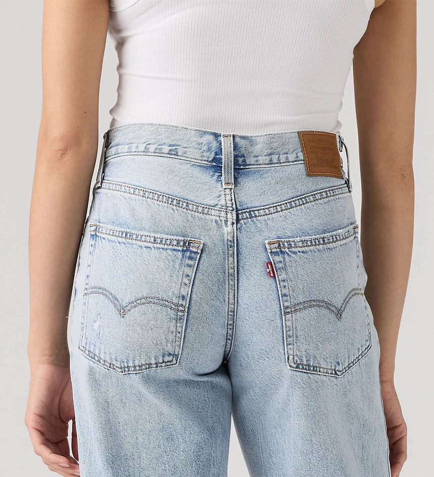 LEVIS BAGGY DAD FAN FLARE