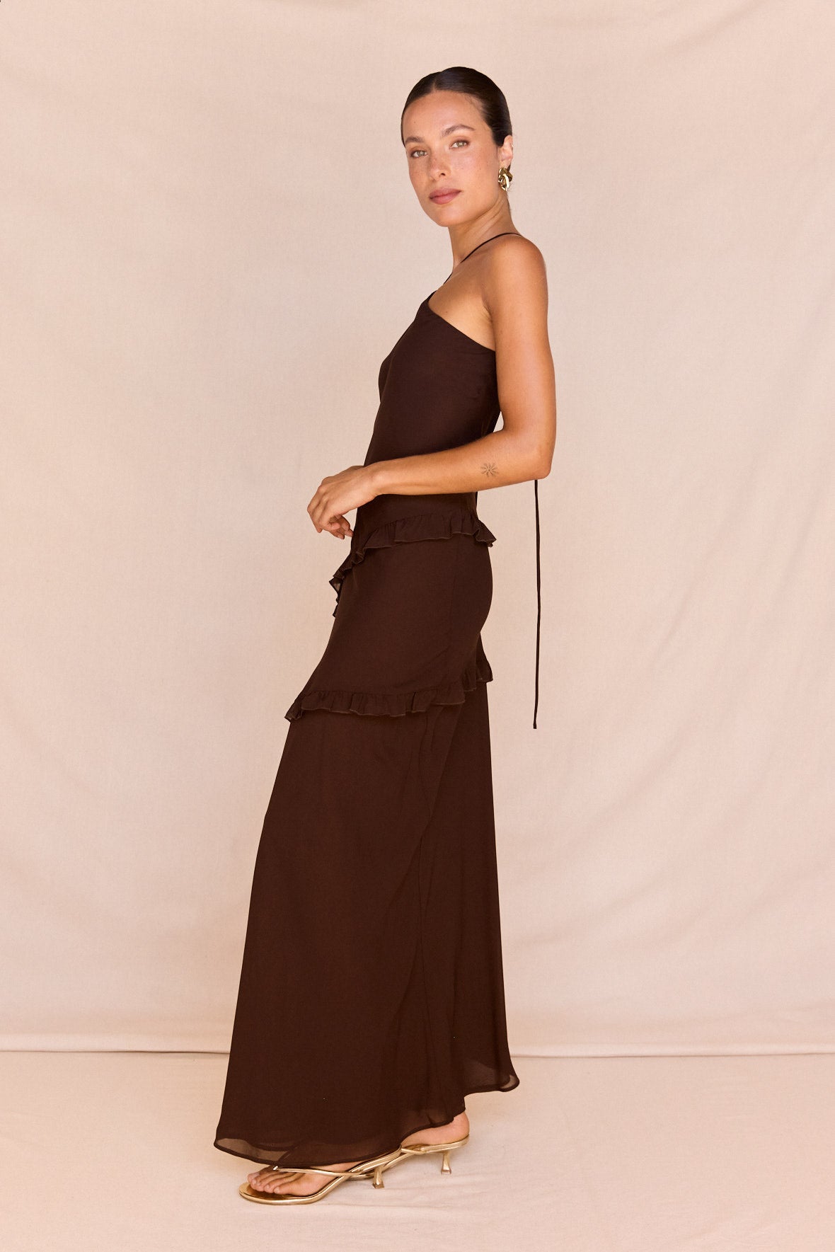 S.Edit Harper Ruffle Dress | Chocolate