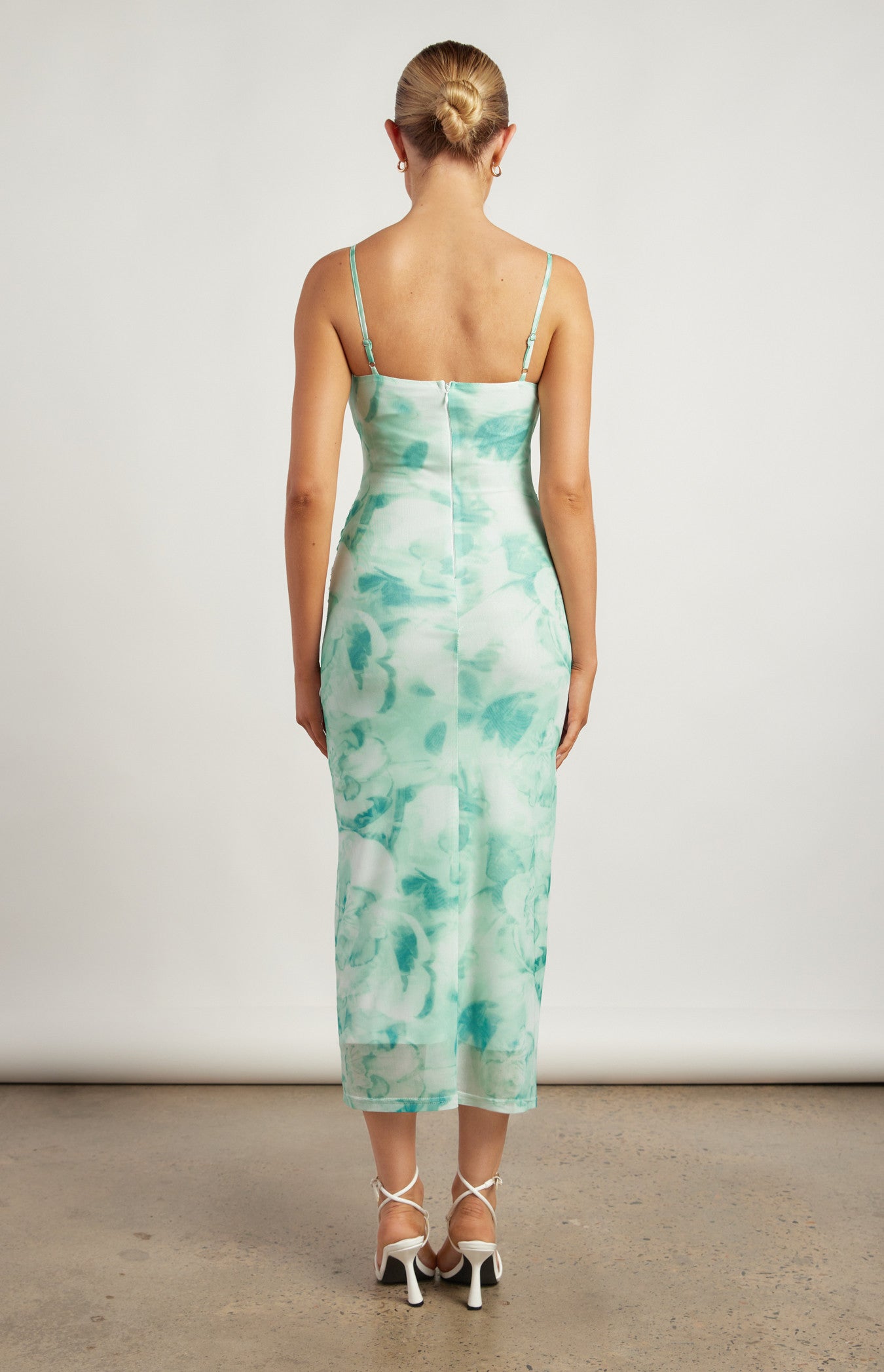 WINNIE & CO FLORAL MESH MIDI DRESS WITH RUCHED FRONT SKIRT DETAIL GREEN