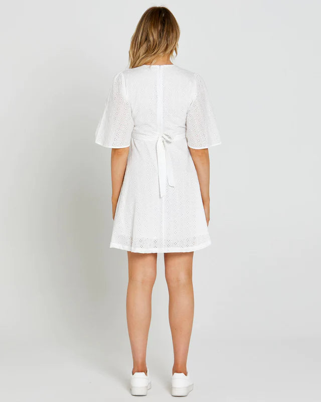 SASS SOFIA EMBROIDED BELL SLEEVE DRESS WHITE