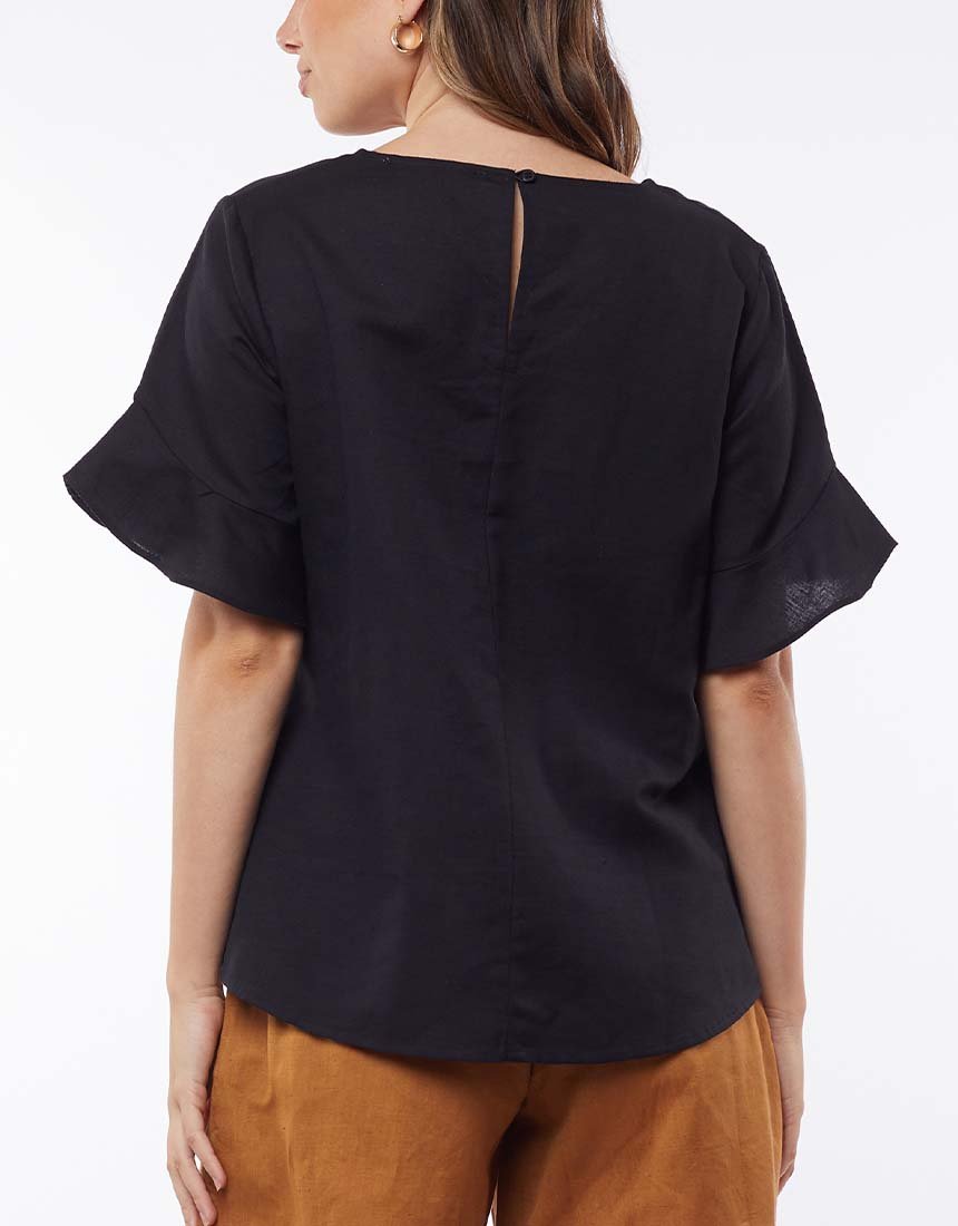 FOXWOOD FLUTTER SLEEVE TEE BLACK